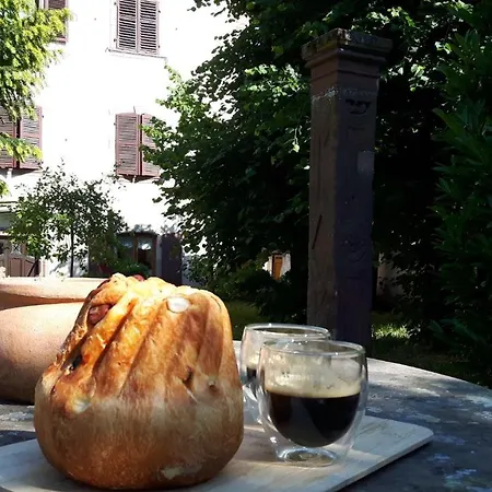 Les Toits De L'abbaye アパート *